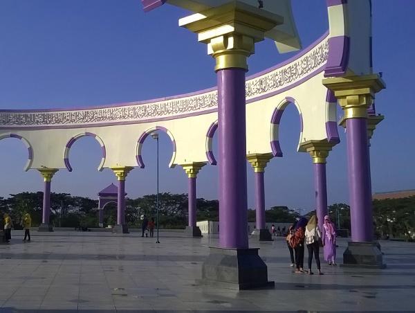 Sabtu Sore Di Masjid Agung Jawa Tengah, Semarang